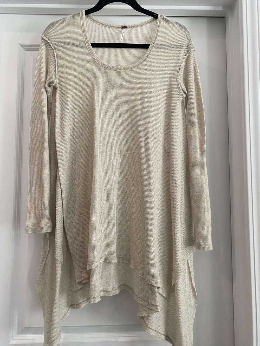 Free People Women's Cream Long Sleeve Scoop Neck Tunic Top